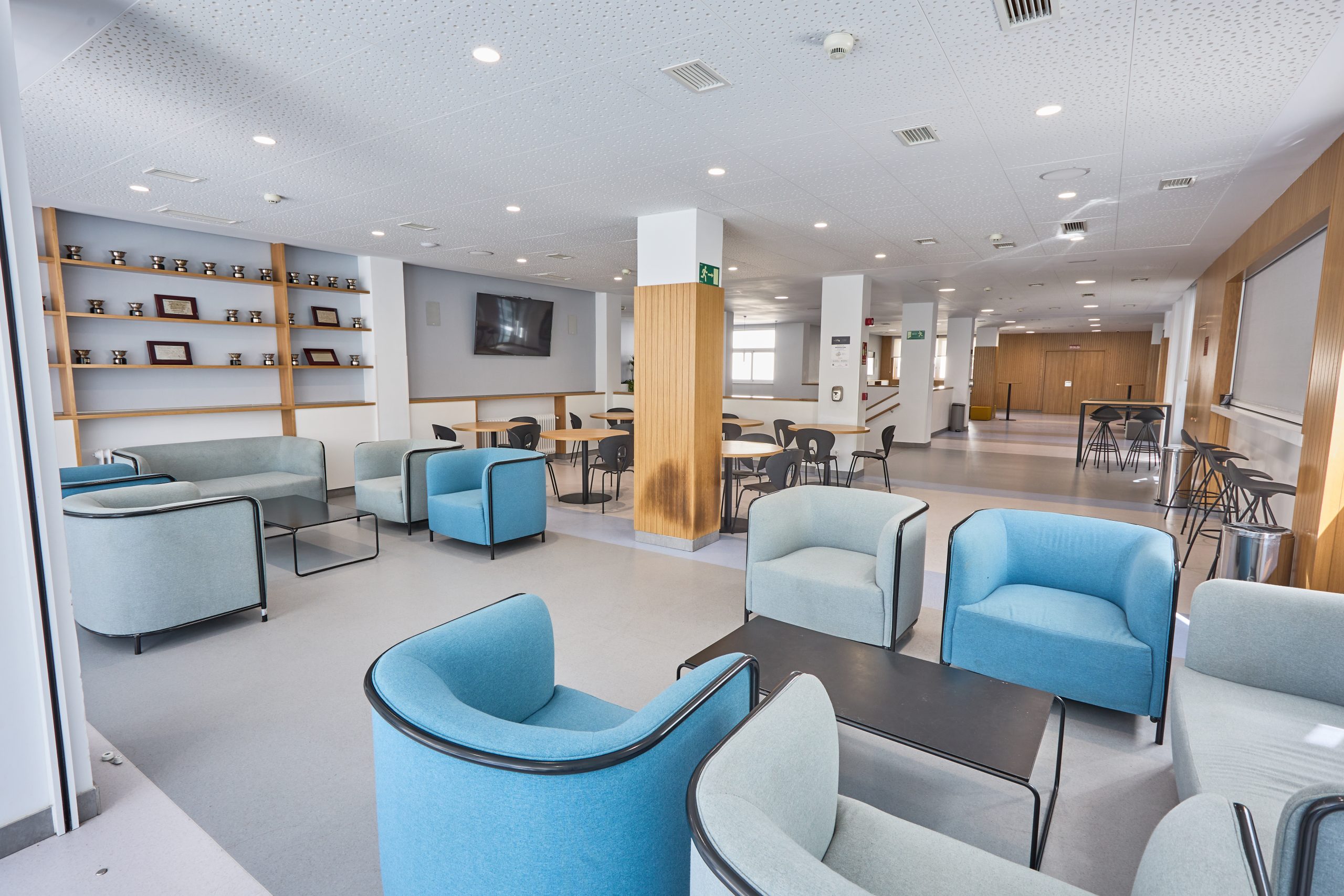 COLEGIO MAYOR ELÍAS AHUJA